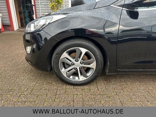 Hyundai i30 blue*2.HAND*KLIMA*TEMPO*BT*EURO6*TÜV 08-27* - foto 10