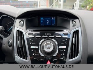 Ford Focus Lim. Titanium*2.HAND*KLIMA*TEMP*SHZ*PD*AHK - bilder 13