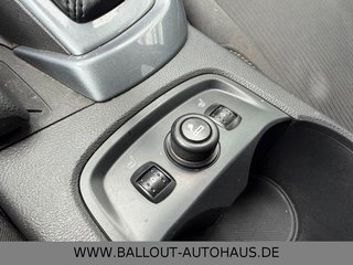 Ford Focus Lim. Titanium*2.HAND*KLIMA*TEMP*SHZ*PD*AHK - bilder 15