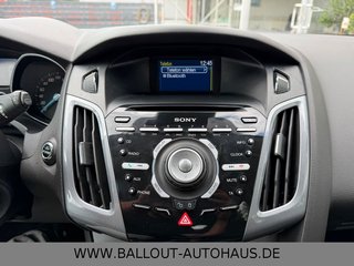 Ford Focus Lim. Titanium*2.HAND*KLIMA*TEMP*SHZ*PD*AHK - bilder 17