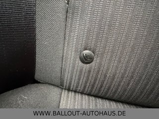 Ford Focus Lim. Titanium*2.HAND*KLIMA*TEMP*SHZ*PD*AHK - bilder 18