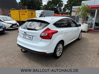 Ford Focus Lim. Titanium*2.HAND*KLIMA*TEMP*SHZ*PD*AHK - bilder 5