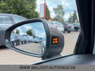 Audi A3 Sportback Ultra*2.HAND*SPUR*NAV*TEMP*BI-XENON - foto 22