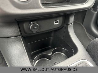 Citroën C3 Shine Pack*2.HAND*KLIMA*NAVI*TOT*SPUR*SHZ*LED - bilder 19