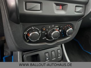 Dacia Duster I Ambiance 4x2*KLIMA*AHK*BT*USB*PDC*EURO6 - bilder 12