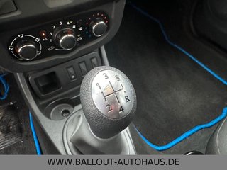Dacia Duster I Ambiance 4x2*KLIMA*AHK*BT*USB*PDC*EURO6 - bilder 15