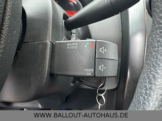 Dacia Duster I Ambiance 4x2*KLIMA*AHK*BT*USB*PDC*EURO6 - bilder 16