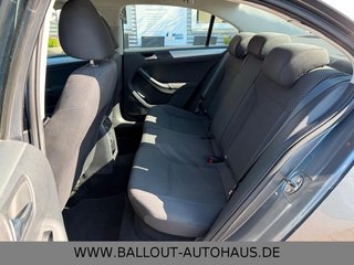 Volkswagen Jetta VI*1.HAND*KLIMA*SITZHEIZUNG*HU NEU* - foto 3