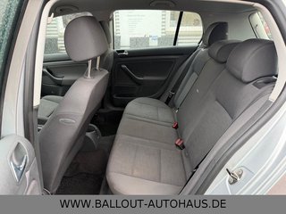 Volkswagen Golf V Lim. Trendline*2.HAND*KLIMA*TÜV/AU NEU * - bilder 2