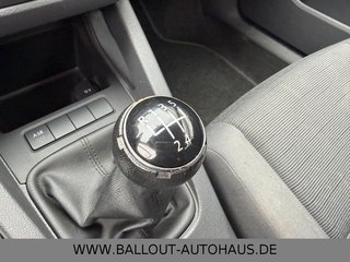 Volkswagen Golf V Lim. Trendline*2.HAND*KLIMA*TÜV/AU NEU * - bilder 13