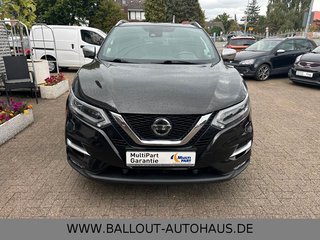 Nissan Qashqai Tekna+ 4x4*2.HAND*TOT*SPUR*PANO*AHK*LED* - foto 3
