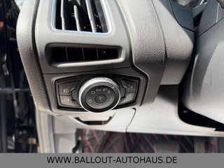 Ford Focus Turnier Titanium*KLIMA*NAVI*TEMP*SYNC*SHZ* - foto 1