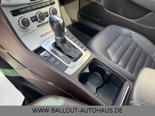 Volkswagen Passat Alltrack 4Motion*2.HAND*PANO*AHK*NAVI*TOT - bilder 4