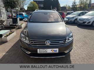 Volkswagen Passat Alltrack 4Motion*2.HAND*PANO*AHK*NAVI*TOT - bilder 3