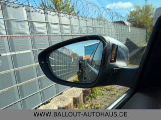 Volkswagen Passat Alltrack 4Motion*2.HAND*PANO*AHK*NAVI*TOT - bilder 22