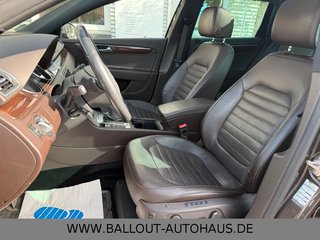 Volkswagen Passat Alltrack 4Motion*2.HAND*PANO*AHK*NAVI*TOT - bilder 9