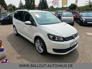 Volkswagen Touran*2.HAND*KLIMA*PANO*TEMPO*AHK*SHZ*BI-XENON* - bilder 4