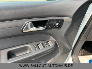 Volkswagen Touran*2.HAND*KLIMA*PANO*TEMPO*AHK*SHZ*BI-XENON* - bilder 10