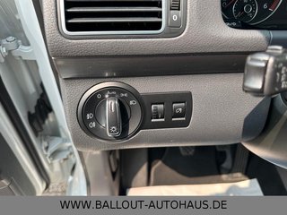 Volkswagen Touran*2.HAND*KLIMA*PANO*TEMPO*AHK*SHZ*BI-XENON* - bilder 2