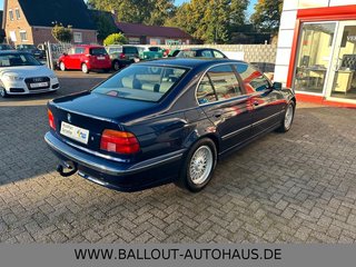 BMW 528i*1.HAND*KLIMA*LEDER*TEMP*GSD*AHK*TÜV 06-25* - photo 5
