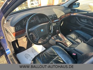 BMW 528i*1.HAND*KLIMA*LEDER*TEMP*GSD*AHK*TÜV 06-25* - photo 8