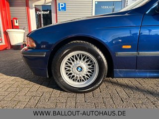 BMW 528i*1.HAND*KLIMA*LEDER*TEMP*GSD*AHK*TÜV 06-25* - photo 12