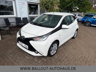 Toyota AYGO X-Play Team*1.HAND*KLIMA*BT*TEMPO*KAMERA* - foto 2