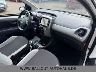 Toyota AYGO X-Play Team*1.HAND*KLIMA*BT*TEMPO*KAMERA* - foto 6