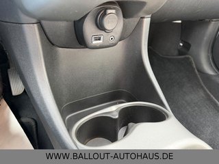 Toyota AYGO X-Play Team*1.HAND*KLIMA*BT*TEMPO*KAMERA* - foto 13