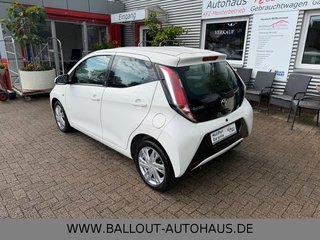 Toyota AYGO X-Play Team*1.HAND*KLIMA*BT*TEMPO*KAMERA* - foto 7