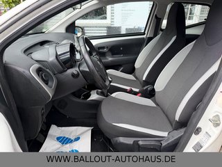 Toyota AYGO X-Play Team*1.HAND*KLIMA*BT*TEMPO*KAMERA* - foto 9