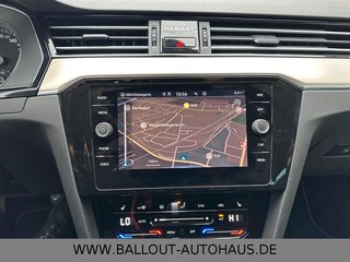 Volkswagen Passat Variant*2.HAND*KLIMA*AHK*MATRIX*ACC*SPUR* - bilder 15