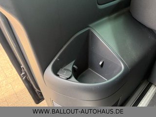 Volkswagen T5 Multivan Startline*2.HAND*KLIMA*AHK*TEMP*STHZ - bilder 7