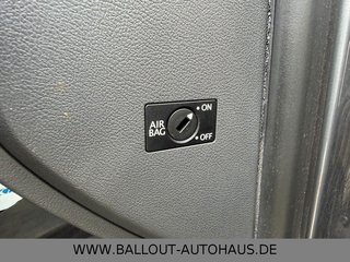 Volkswagen T5 Multivan Startline*2.HAND*KLIMA*AHK*TEMP*STHZ - bilder 9