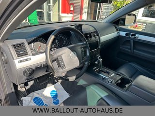 Volkswagen Touareg V6 TDI*3.HAND*KLIMA*NAVI*AHK*TEMP*STANDH - photo 8