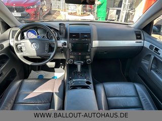 Volkswagen Touareg V6 TDI*3.HAND*KLIMA*NAVI*AHK*TEMP*STANDH - photo 3