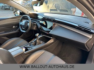 Peugeot 308 SW Allure Pack*1.HAND*LED*CARPLAY*AHK*EURO6* - photo 4