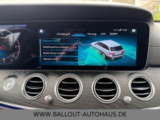 Mercedes-Benz E 220d T*2.HAND*GSD*AMG*AHK*DIS*TEMPO*SPUR*TOT* - bilder 22