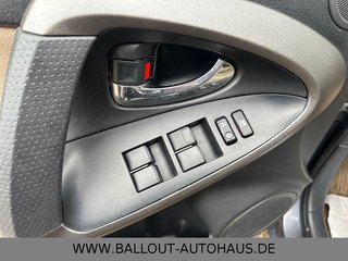 Toyota RAV 4*4x4 *Executive Automatik*2.HAND*KLIMA*TEMP - bilder 10