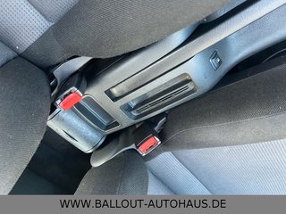 Volkswagen Golf 1.6 SR EDITION*KLIMA*AHK*AUTOMATIK*TEMPOMAT - bilder 18