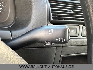 Volkswagen Golf 1.6 SR EDITION*KLIMA*AHK*AUTOMATIK*TEMPOMAT - bilder 20