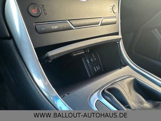 Ford Edge Titanium 4x4*2.HAND*KLIMA*NAVI*SPUR*TOT* - photo 19