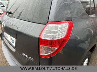 Toyota RAV 4*4x4 *Executive Automatik*2.HAND*KLIMA*TEMP - foto 9