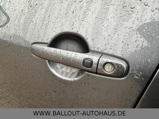 Toyota RAV 4*4x4 *Executive Automatik*2.HAND*KLIMA*TEMP - foto 17