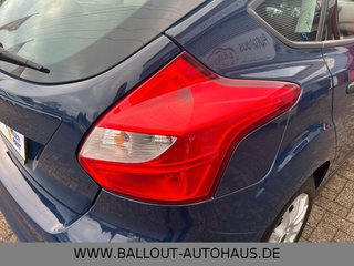 Ford Focus Lim. Ambiente*2.HAND*KLIMA*EURO5*GARANTIE* - bilder 11