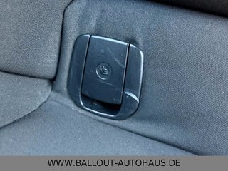 BMW 318d Touring*2.HAND*KLIMA*NAVI*PANO*AHK*TEMP*AHK - bilder 23