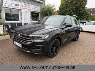 Volkswagen Touareg R-Line 4x4*HUD*SPUR*TOT*DYN*AHK*PAN*STHZ - foto 2
