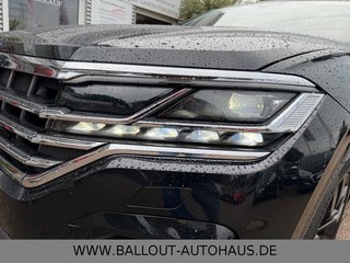 Volkswagen Touareg R-Line 4x4*HUD*SPUR*TOT*DYN*AHK*PAN*STHZ - foto 16