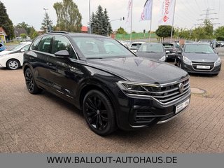 Volkswagen Touareg R-Line 4x4*HUD*SPUR*TOT*DYN*AHK*PAN*STHZ - foto 4