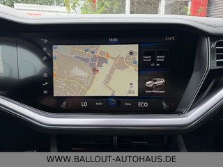 Volkswagen Touareg R-Line 4x4*HUD*SPUR*TOT*DYN*AHK*PAN*STHZ - foto 23